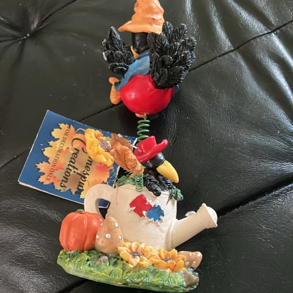 Vintage collectable Crow Figurine - Picture 3 of 5